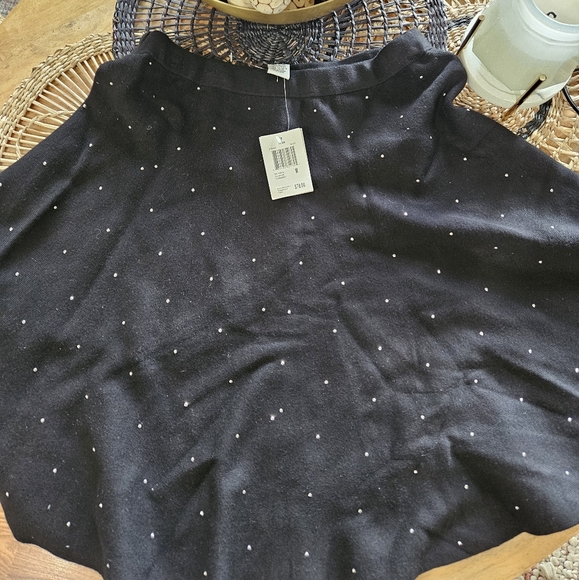 Nwt Carmen poncho- medium - Picture 6 of 7